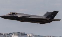 İngiltere nükleer silah taşıma kapasitesine sahip savaş uçağı satın alacak