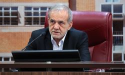 İran Cumhurbaşkanı Pezeşkiyan'dan UAEA'nın karanına tepki: Nükleer zenginleştirmeye devam edeceğiz