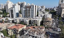 İran ordusu, Tel Aviv'in Never Tzedek bölgesi için tahliye uyarısı yayımladı