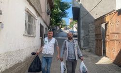 Kahramanmaraş Umut Kervanı muhtaç ailelere kurban eti ulaştırdı