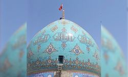 Kum'da Cemkeran Mescidi'ne intikam sancağı çekildi