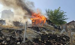 Malatya'da baraka yangını