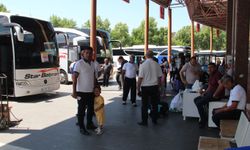 Otogarlarda bayram yoğunluğu başladı: Dönüş bileti uyarısı