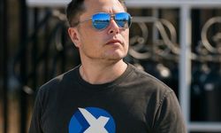Musk ABD'de yeni parti kurma konusunda anket yaptı