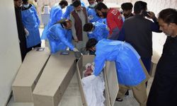 Pakistan'da otobüs yolcuları kaçırıldı: 9 ölü