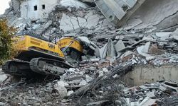 siyonist rejim Lübnan’a kara saldırısı düzenleyerek 2 adet enkaz kaldırma aracını imha etti