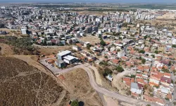 İzmir Çiğli’de yol ve park çalışmaları hız kesmeden sürüyor