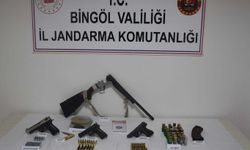 Bingöl'ün Genç ilçesinde silah ve uyuşturucu operasyonu