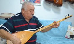 Bursa'da notalarla örülen 50 yıllık bir ömür: Müziğin ruhuyla yaşayan usta