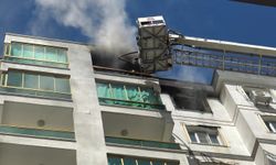 Diyarbakır'da 8 katlı binada korkutan yangın: 3 itfaiyeci dumandan etkilendi