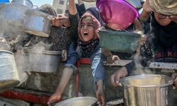 Filistinli gruplardan yardım mekanizması ve Gazze'deki açlık konusunda acil uyarı