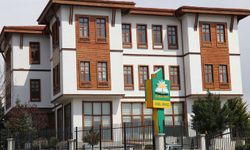 HÜDA PAR'dan memurların zam talebine destek: Zam oranı enflasyonun üzerinde olmalı