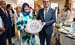 Kadınların el emeği göz nuru eserleri "Kurs merkezleri-yılsonu" sergisinde beğeniye sunuldu