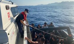 Muğla açıklarında 19 düzensiz göçmen kurtarıldı
