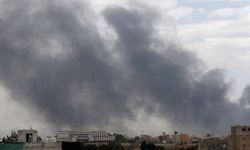 Sana’da elektrik santrali yakınında patlamalar