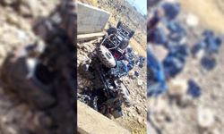 Şanlıurfa’da domates yüklü traktör köprüden düştü: 1 yaralı