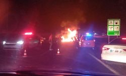 Seyir halindeki tır'da çıkan yangın paniğe yol açtı