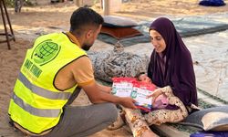 Umut Kervanı'ndan Gazze'de mama yardımı