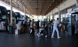 Yolcu otobüsünden büyük saygısızlık: Sabah namazı kılmak isteyen yolcuyu yolun ortasında bıraktı