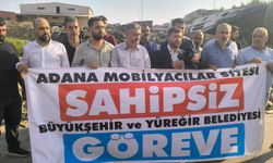 Adana Mobilyacılar Sitesi esnafı, çöp ve altyapı sorunlarına tepki gösterdi