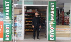 Ankara'da bir esnaf işlettiği marketi 'Boykot Market'e çevirdi