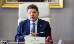 Bakan Tunç: CHP İl Başkanlığı önündeki olaylarla ilgili soruşturma başlatıldı