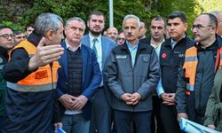 Bakan Uraloğlu, selin vurduğu Artvin'de