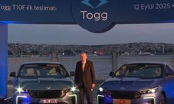 Cumhurbaşkanı Erdoğan’a Togg’un yeni modeli T10F teslim edildi