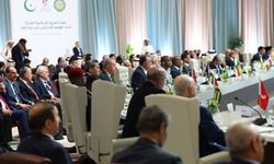 Cumhurbaşkanı Erdoğan'dan Katar'daki zirvede işgale karşı "caydırıcı savunma" vurgusu