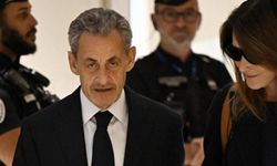 Eski Fransa Cumhurbaşkanı Sarkozy, Libya davasında suçlu bulundu