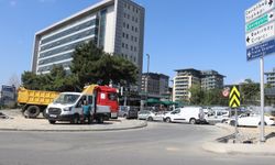 Eziyete dönüşen kavşak yapımına esnaftan tepki: Yapılan yanlış düzeltilmeli