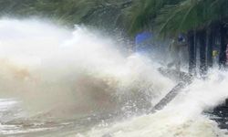 Filipinler'de Ragasa Tayfunu alarmı