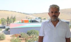 Gaziantepli iş insanı iş yerinin çatısına Filistin bayrağı yaptırdı