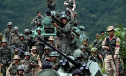 Gerilim artarak devam ediyor: Venezuela'dan dev tatbikat