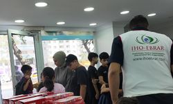 İHO Ebrar’dan yetim öğrencilere kırtasiye desteği