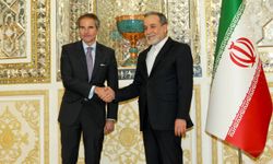 İran Dışişleri Bakanı Erakçi ile UAEA Başkanı Grossi görüştü