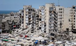 İşgalci rejim Gazze'de tüm binaları yıkacağını duyurdu, şehirden tahliye emri verdi