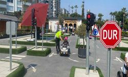 Mersin’de koruyucu evlerde kalan çocuklara trafik bilinci eğitimi