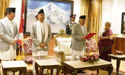Nepal'de yeni başbakan göreve başladı