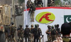 Pakistan'da silahlı çatışma: 7 asker öldü, 13 asker yaralı