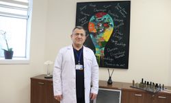 Prof. Asoğlu'ndan alışveriş bağımlılığı uyarısı: “Kredi kartlarını kullanmamak lazım”