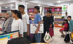 Şanlıurfa’da ihtiyaç sahibi çocuklara kırtasiye desteği