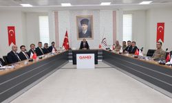 Siirt'te Vali Kızılkaya başkanlığında güvenlik ve asayiş değerlendirme toplantısı yapıldı