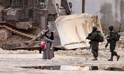 Siyonist rejimin Tulkerem saldırıları: Zorla tahliyeler, okul kapatmaları ve büyük yıkım