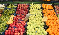 Tezgâhlarda yerini alan kış meyvelerine yoğun talep 