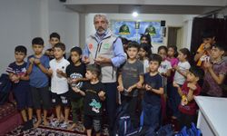 Umut Kervanı’ndan Mevlid-i Nebi dolayısıyla ihtiyaç sahibi çocuklara kırtasiye yardımı