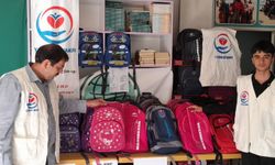 Yetimler Vakfı'ndan Malatya'da öğrencilere kırtasiye desteği