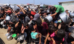 Acır: Yürüyüşler ve boykotlar yöneticilere mesajdır, ama güçlü iman olmadan adım atılamaz