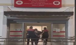 Adana’da durdurulan şüphelinin poşetinden 5 tabanca çıktı