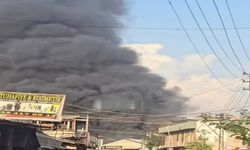 Adana’da tekstil dükkanında yangın çıktı